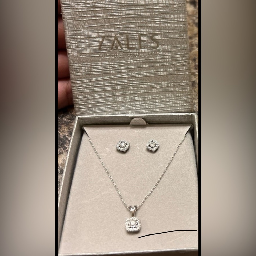 Zales Silver earring and necklace set